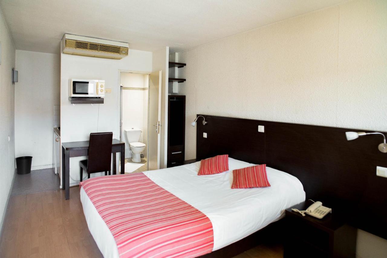 Top Motel Istres Eksteriør billede
